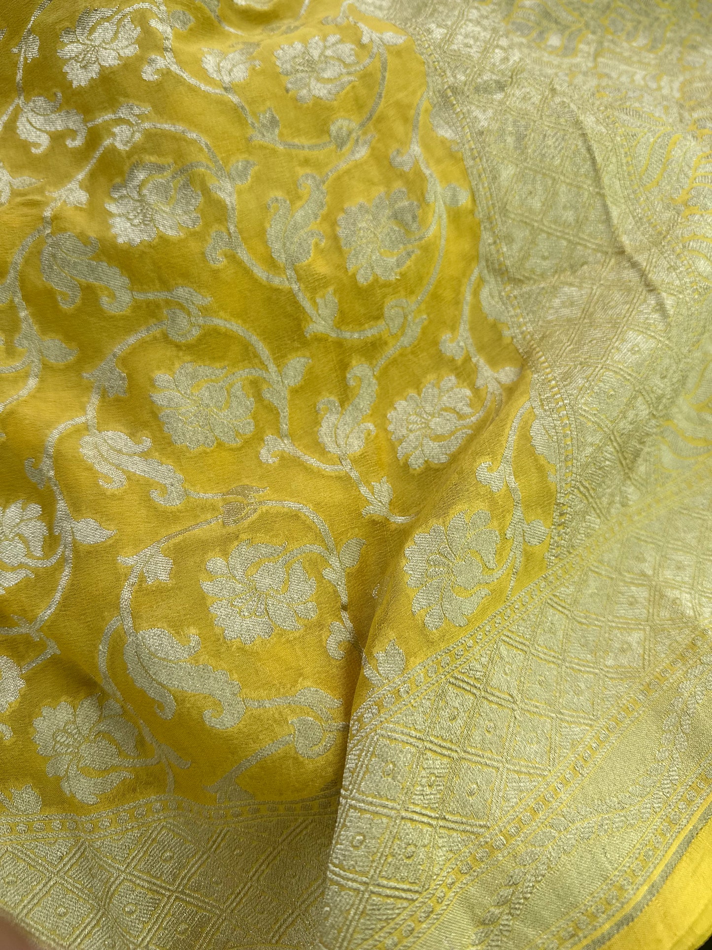 YELLOW PURE GEORGETTE SAREE