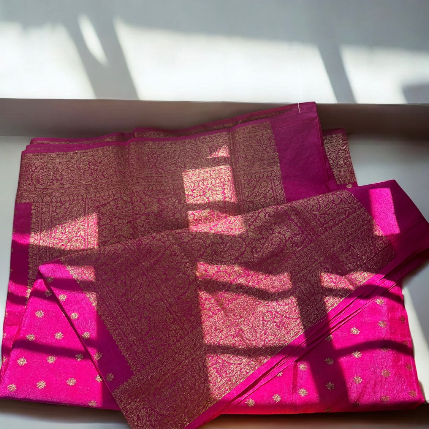 Dark pink netra crepe saree