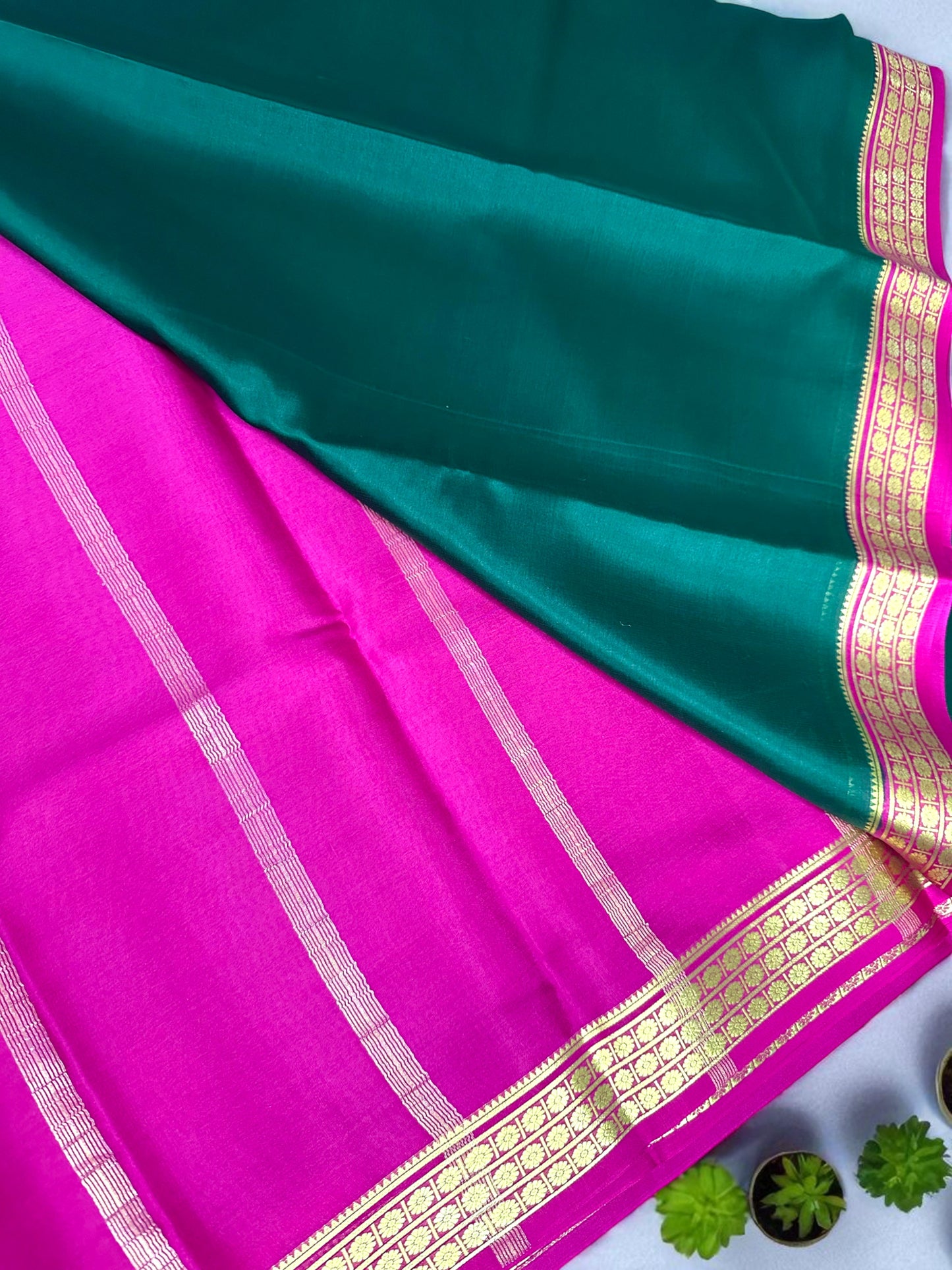 Bottle green-pink ashwini pure crepe silk saree