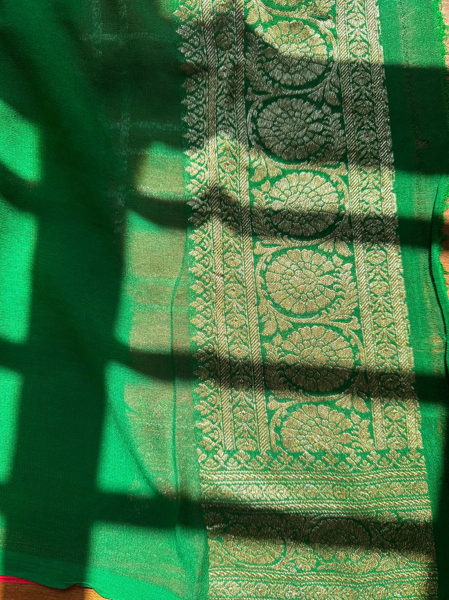 Red-green pure georgette saree