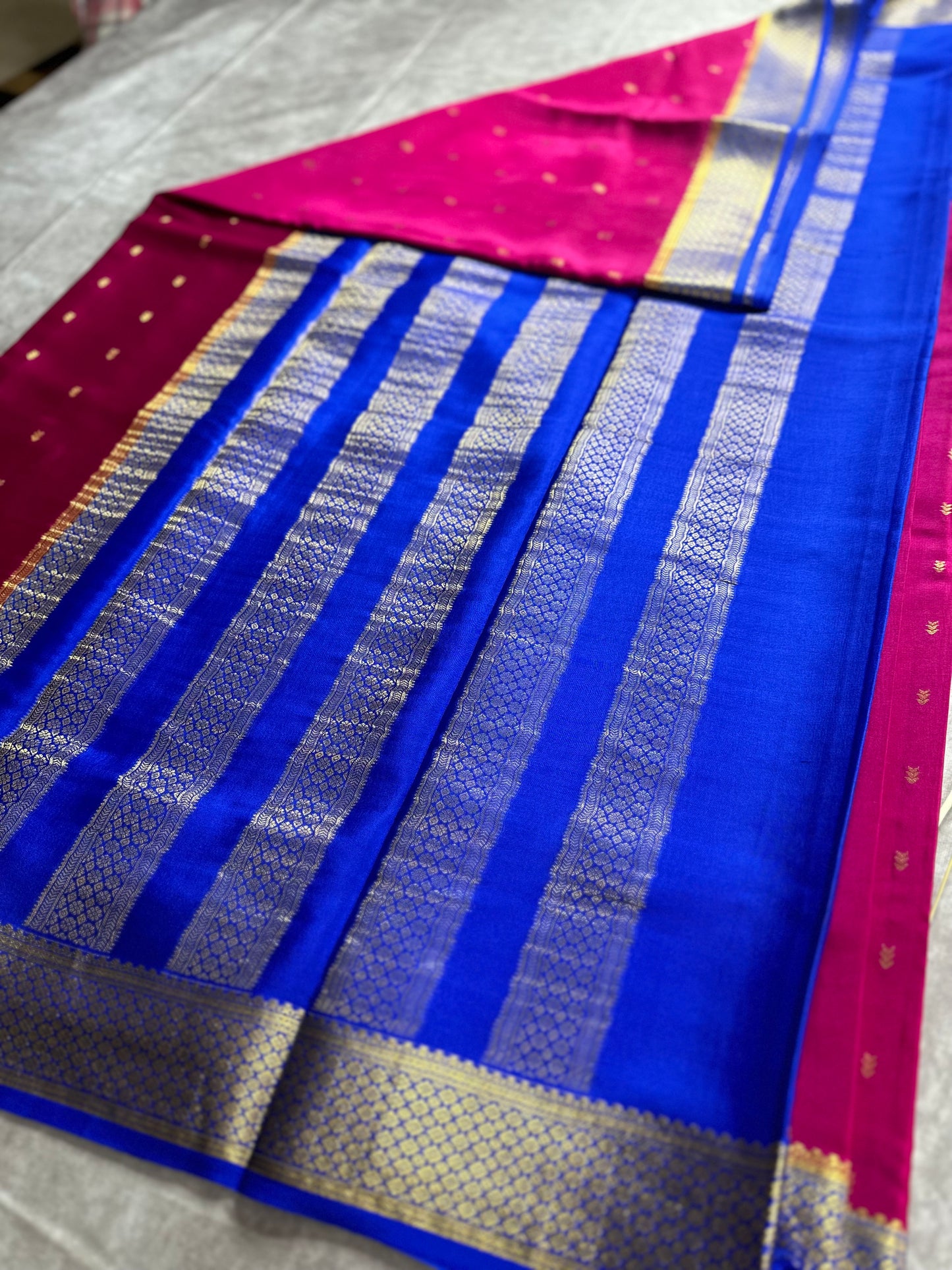 Rani pink- blue arrow butta pure crepe silk saree