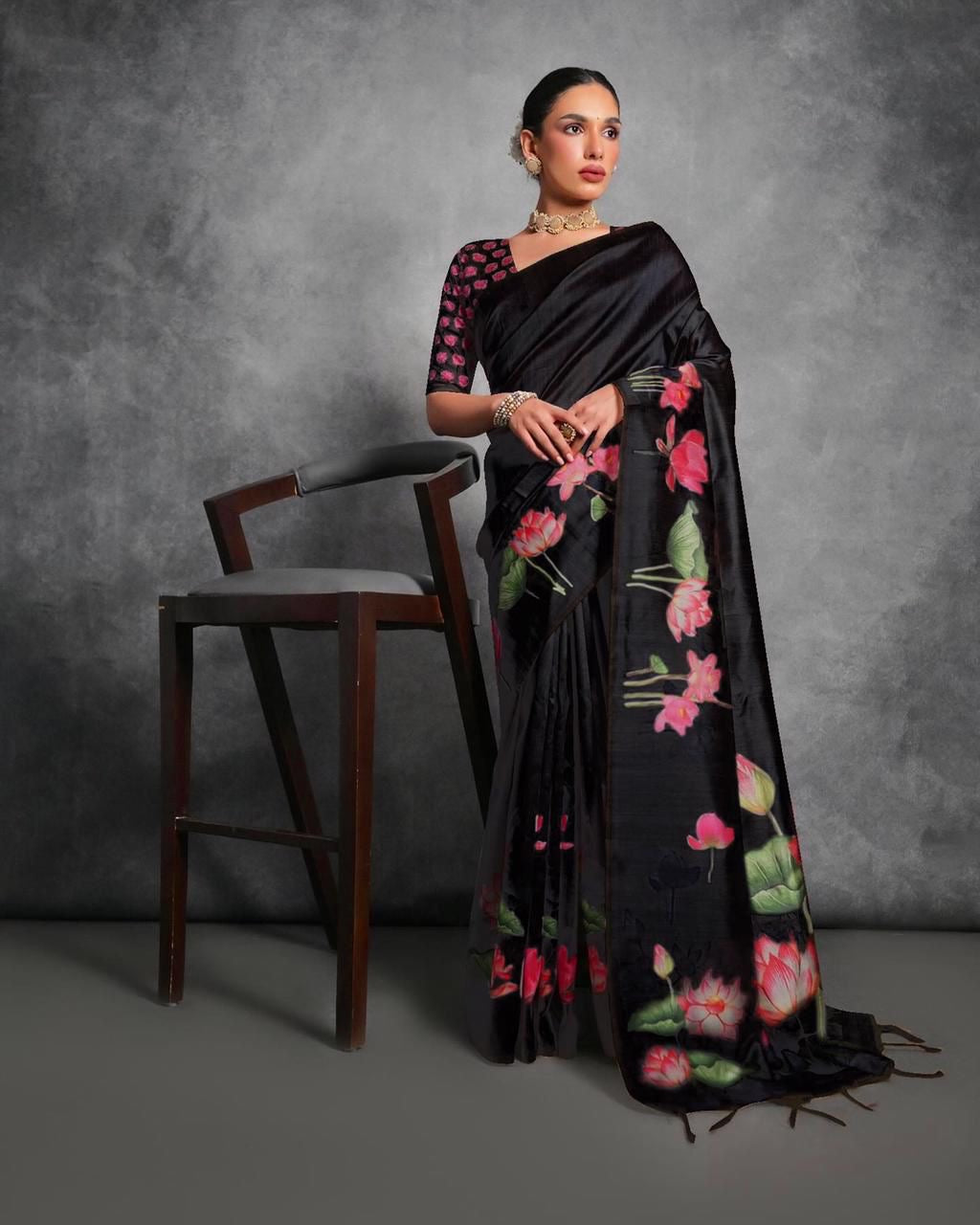 Black Digital flower printed blouse saree