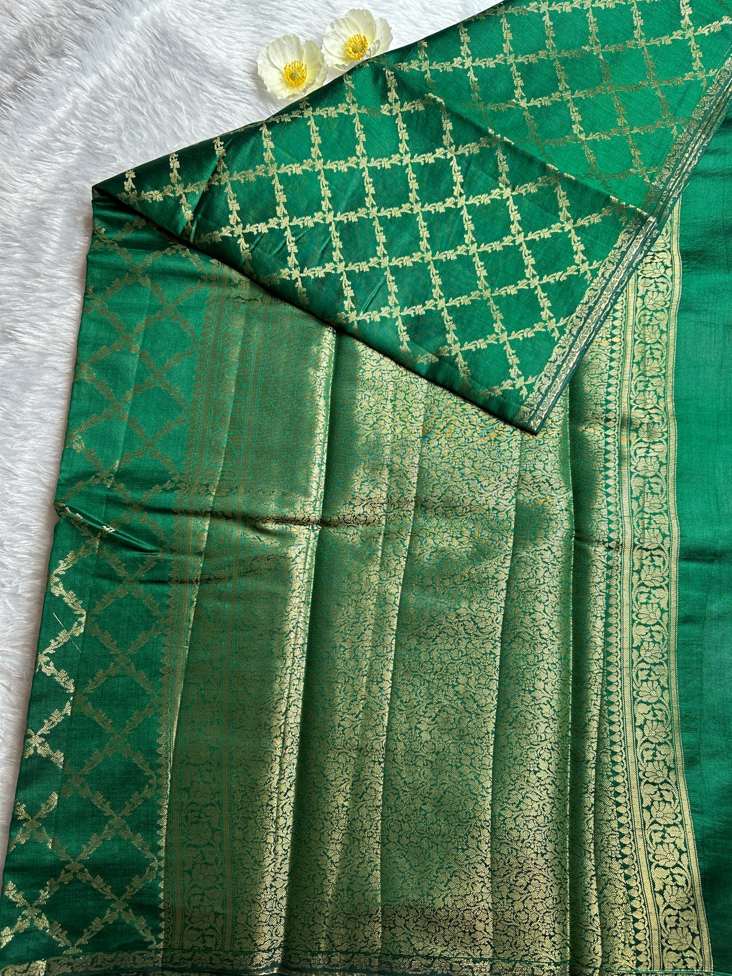 Green pure chiniya silk saree