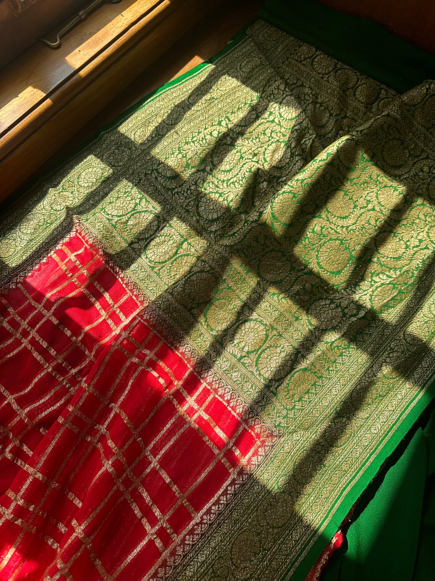 Red-green pure georgette saree