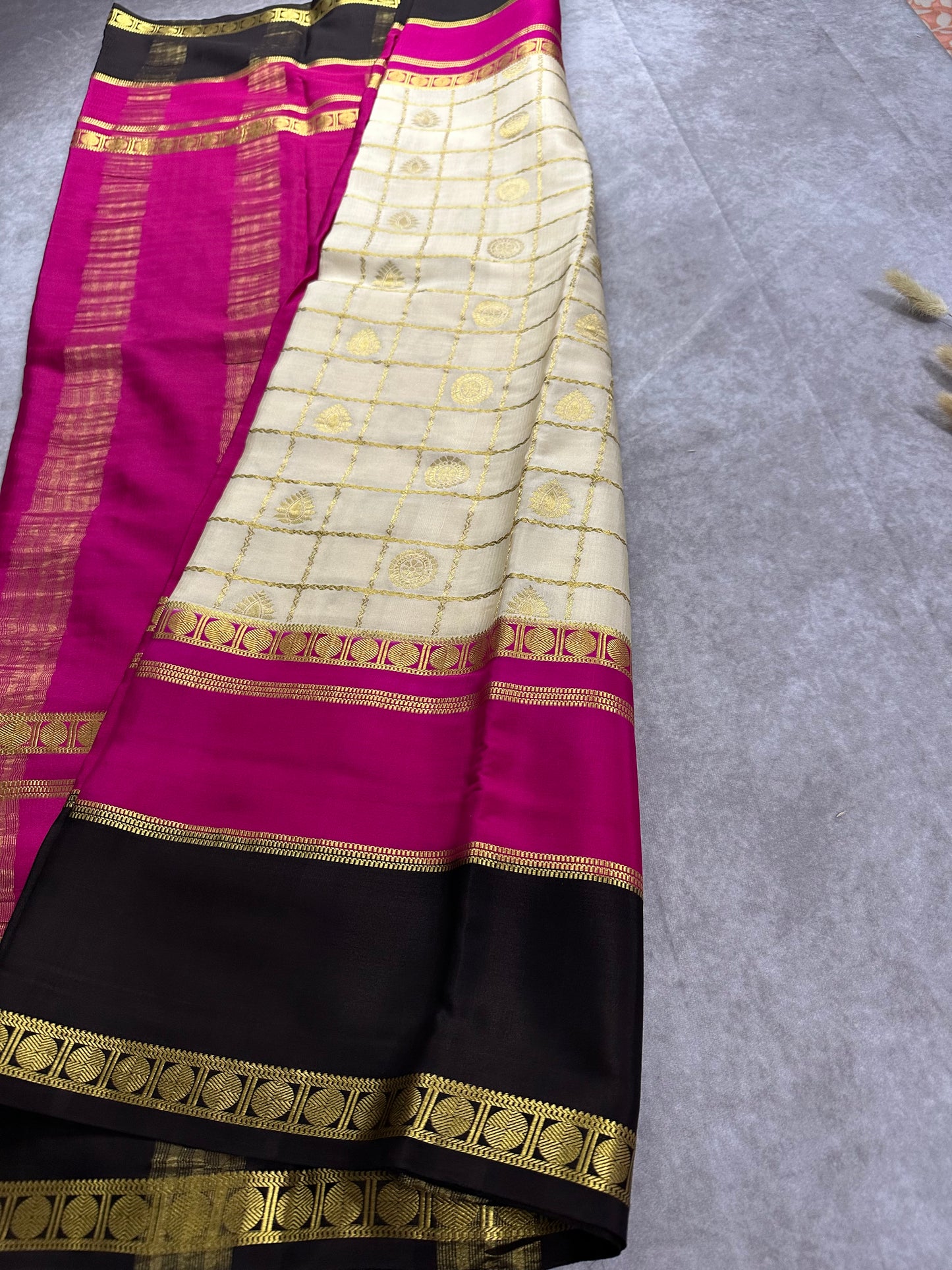 Off-white pink black 3D CHECKS BUTTA PURE CREPE SAREE