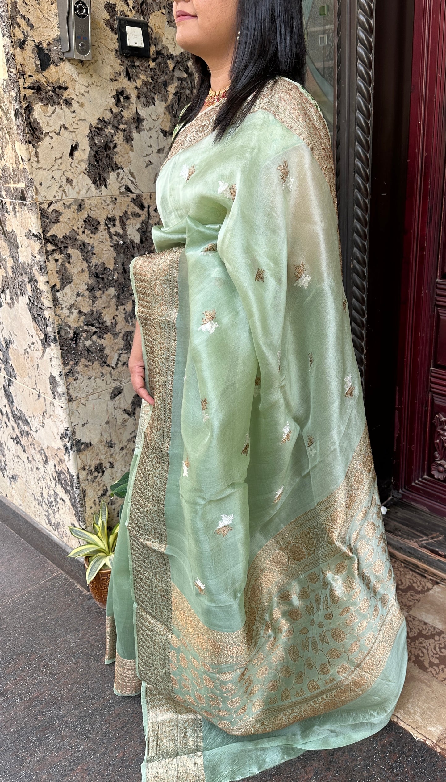 Mint green 0-100 ORGANZA HANDLOOM