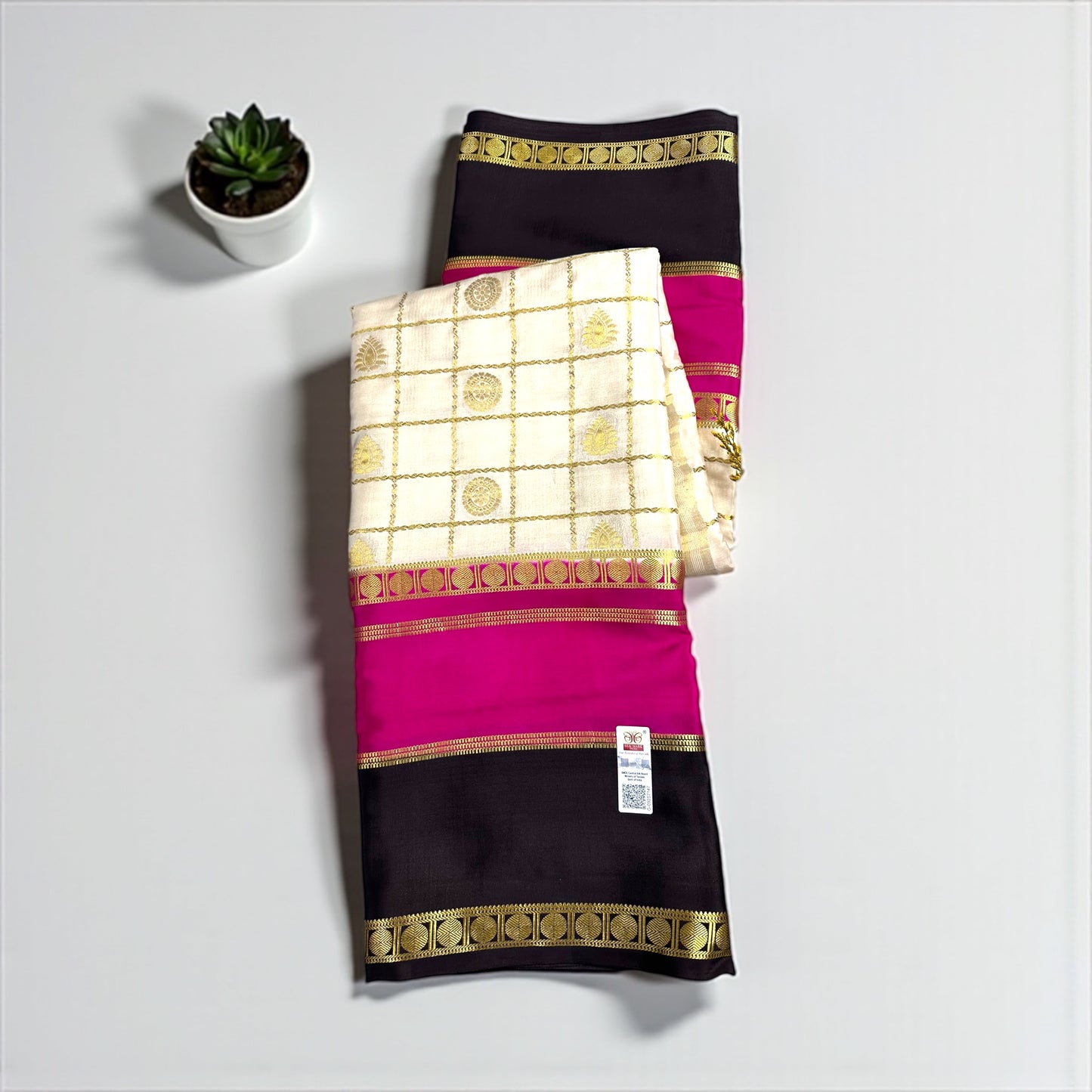 Off-white pink black 3D CHECKS BUTTA PURE CREPE SAREE