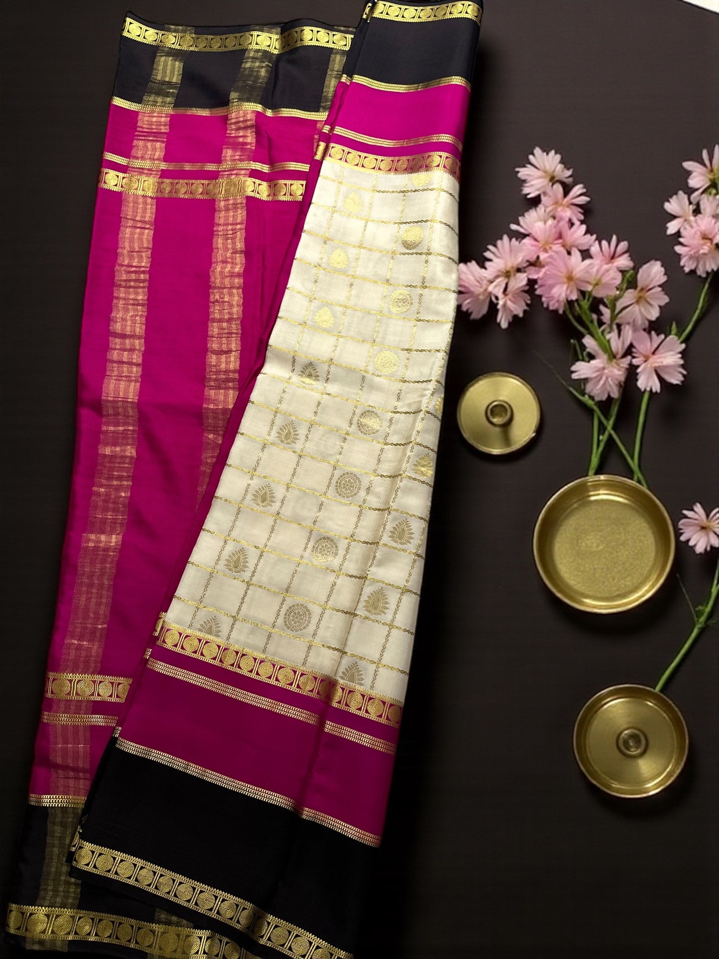 Off-white pink black 3D CHECKS BUTTA PURE CREPE SAREE