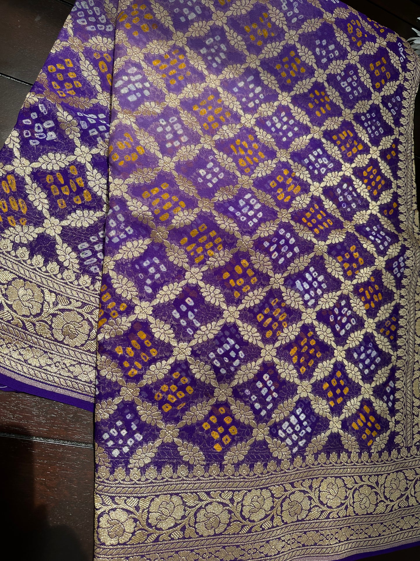 BLUE-VIOLET SHADED GEORGETTE WITH A BANDHINI PRINT saree