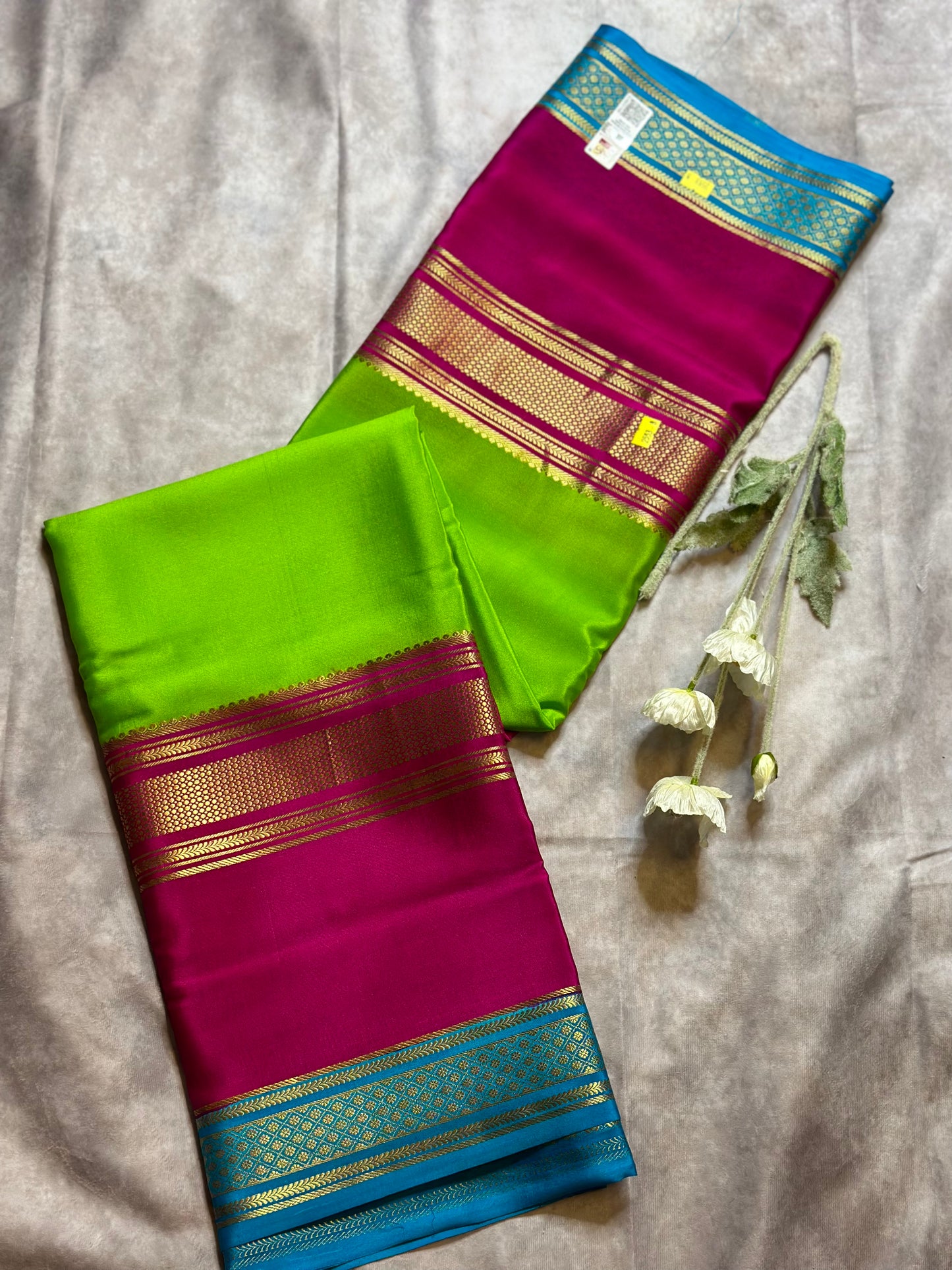 PARROT GREEN PURE CREPE 3D BIG BENTEX SAREE