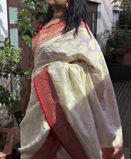 OFF WHITE -RED BUTTA ART KHADDI GEORGETTE